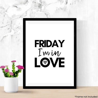 friday-im-in-love in frame