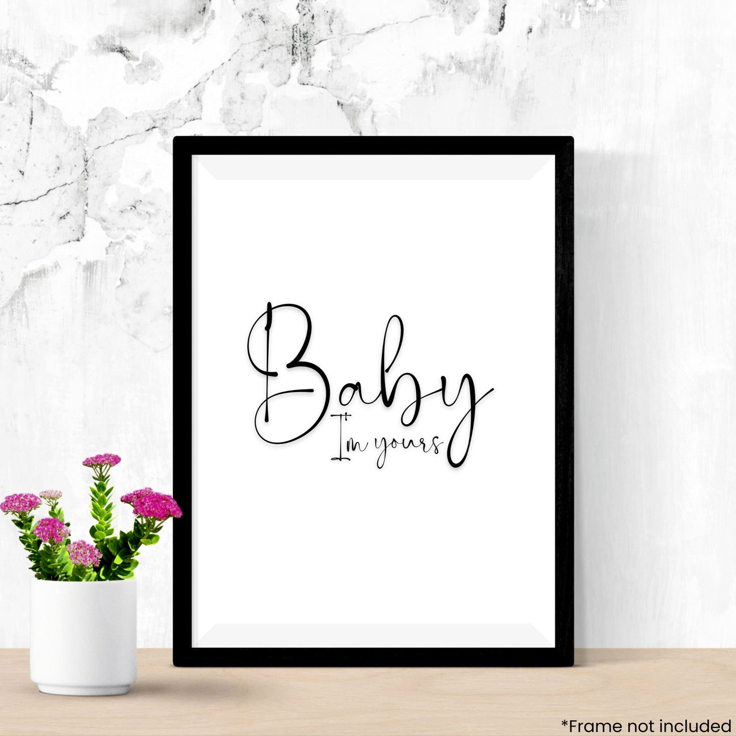 baby-im-yours in frame
